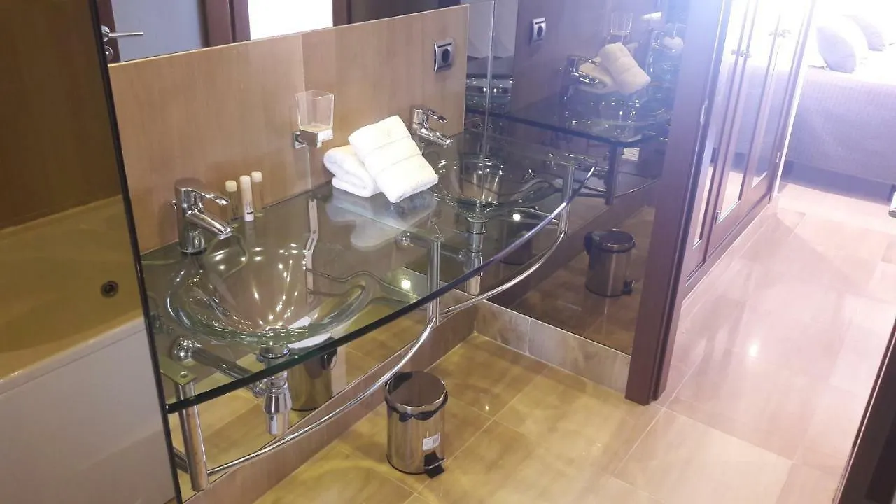 103 - Beach Apartment With Spa & Gym Estepona 0*,