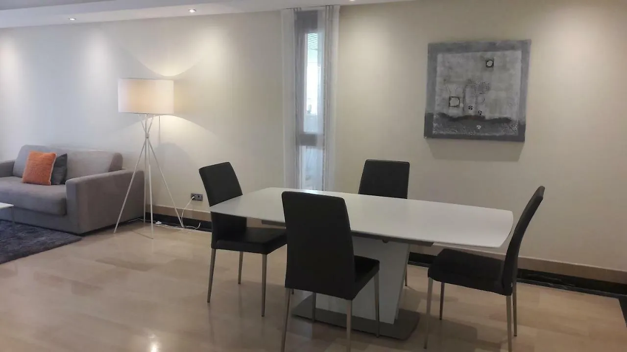 103 - Beach Apartment With Spa & Gym Estepona