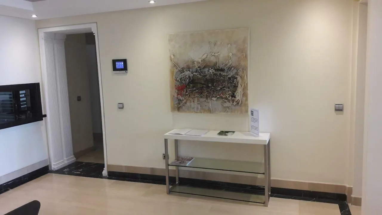 103 - Beach Apartment With Spa & Gym Estepona 0*,
